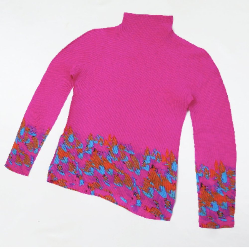 Me By ISSEY MIYAKE PLEATS Fish Top!